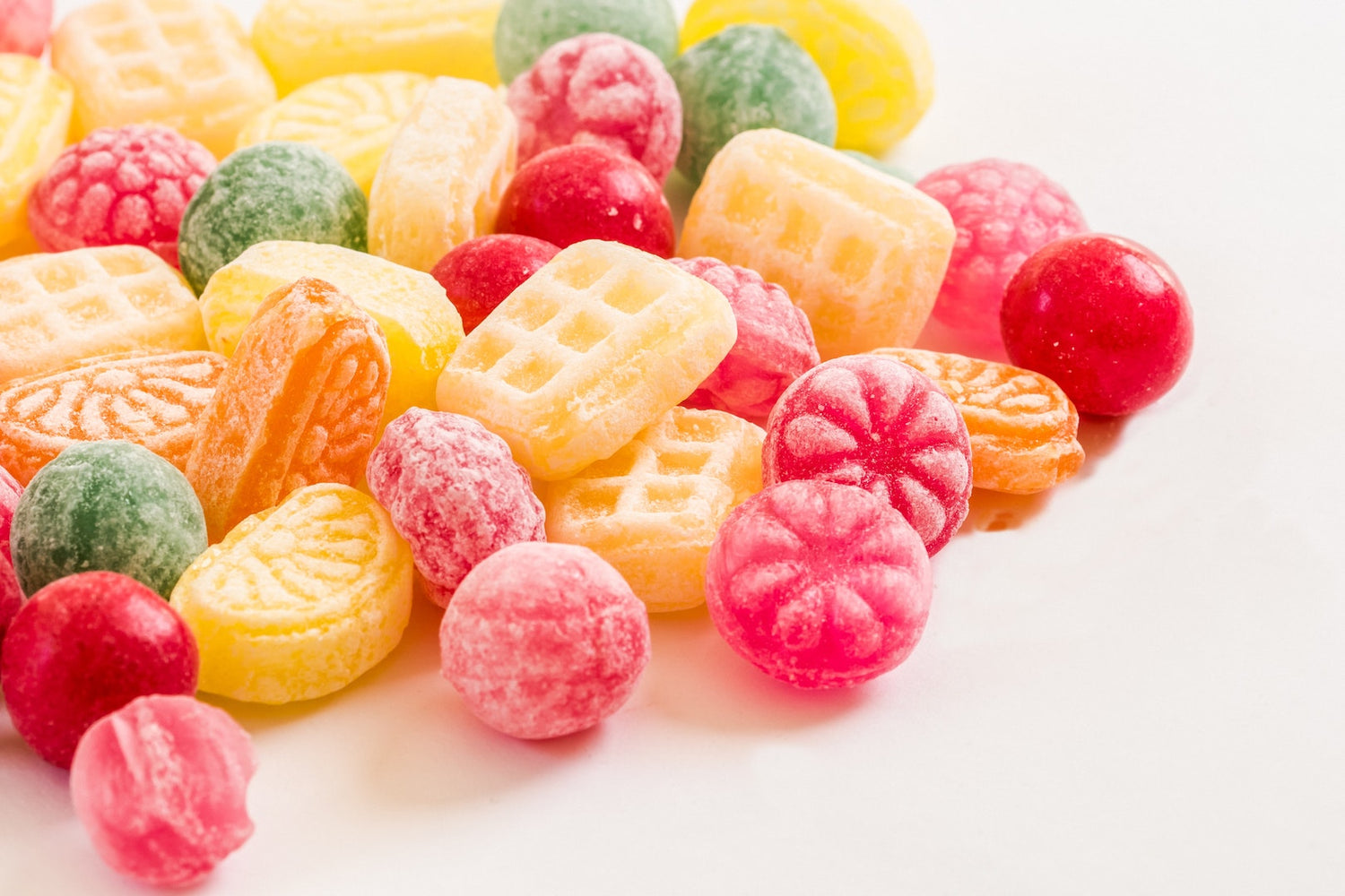 Image of a person holding LĒVO hard candy after following the MCT oil hard candy recipe.