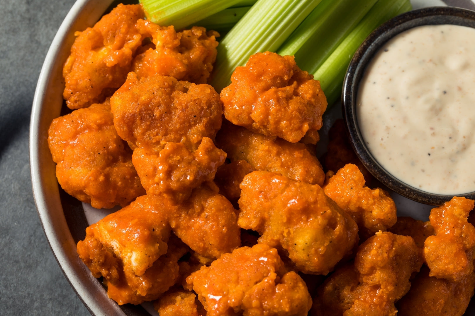 Bangin buffalo wings