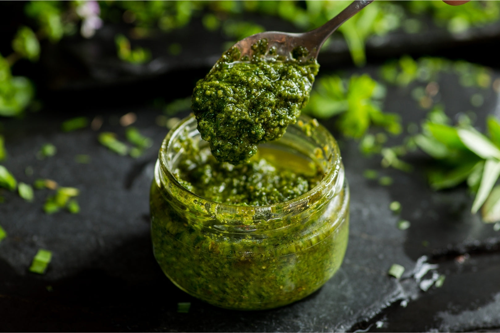 Image of LEVO's kale walnut pesto recipe.