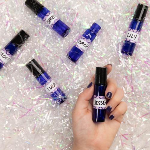 How to make essential oil rollerballs with LEVO.