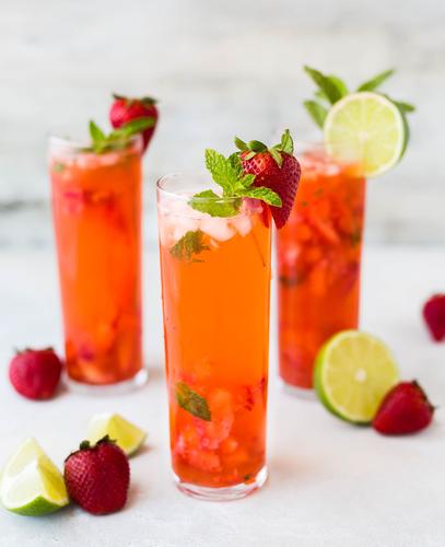 Image of a mint Italian soda made by LEVO.