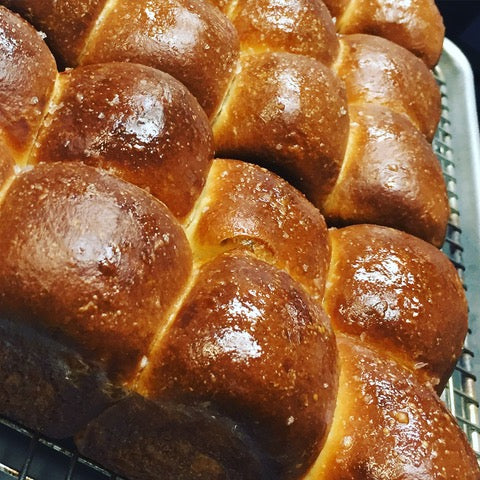 Image of parker rolls, made with LĒVO's infused parker rolls recipe.