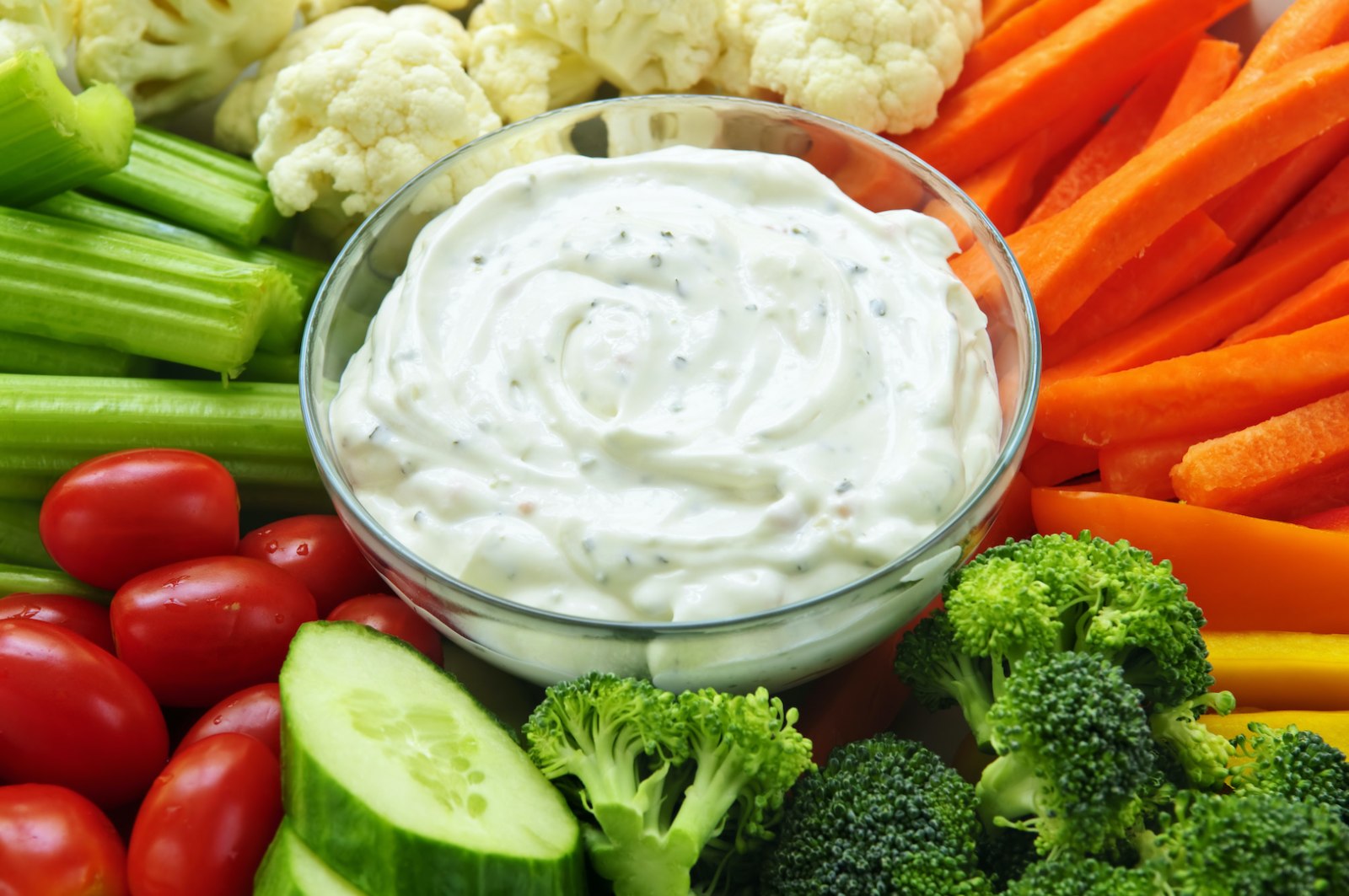 Image of infused DIY ranch dressing by LĒVO.