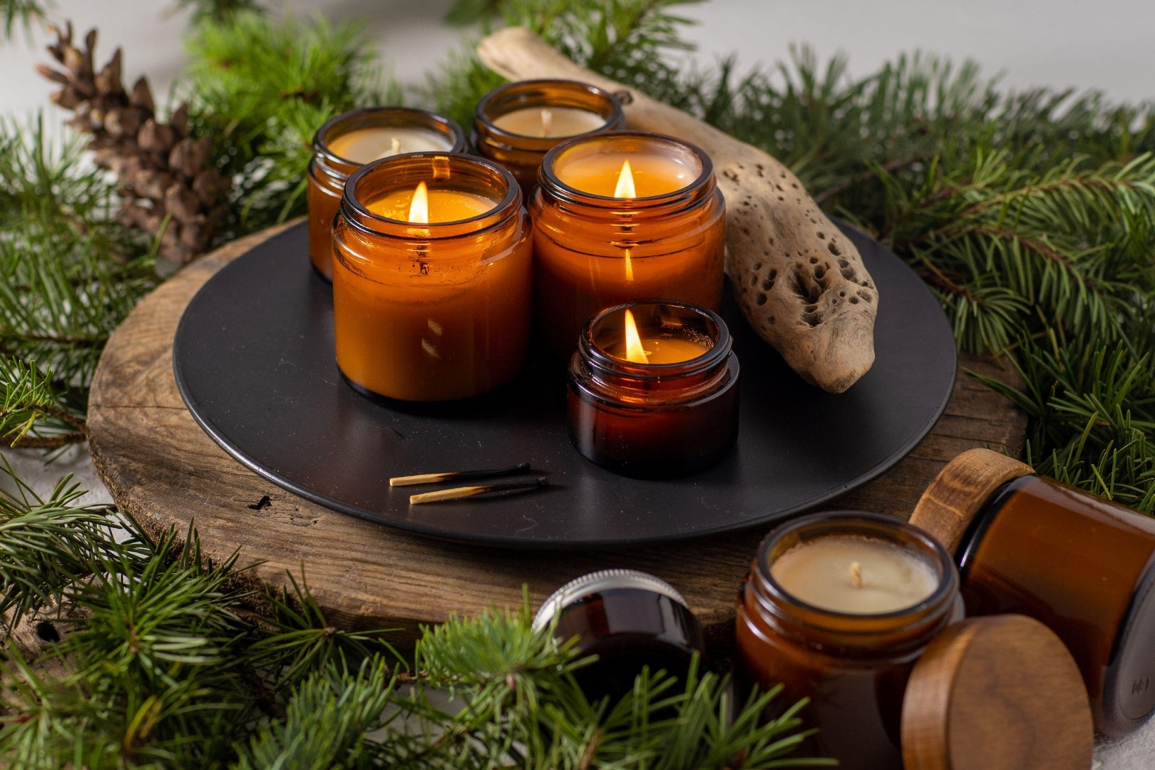 Image of a candle made by following LĒVO's hemp candle recipe.