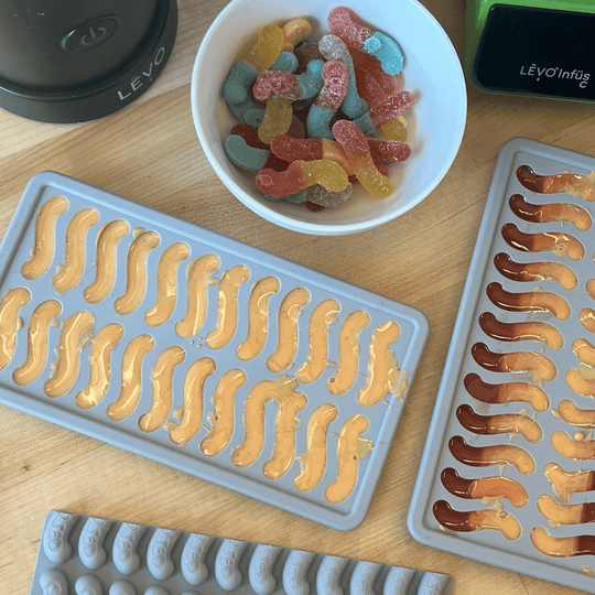 thumbnail image 2 of LÄVO Gummy Bundle - Frosted Marshmallow Gummy Mix & Silicone Molds... 2 of 10