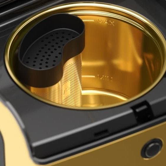 The LĒVO Lux pod inside the gold reservoir